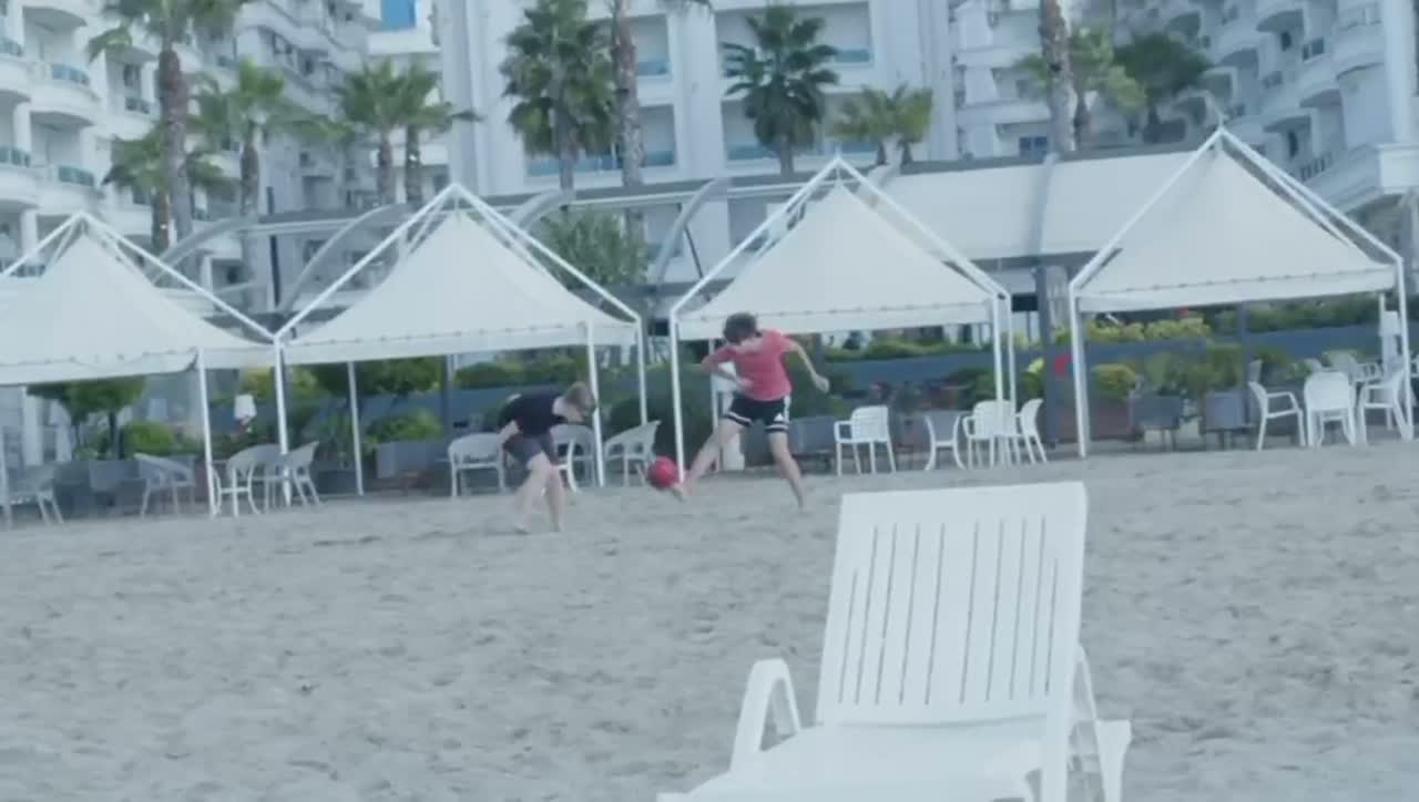 Videostill uit de aftermovie There Is More, conventie in Albanië